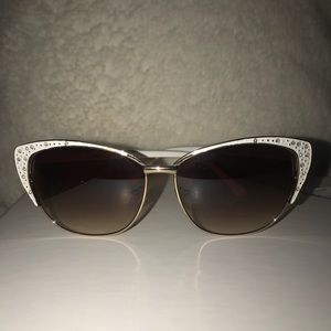 white retro sunglasses